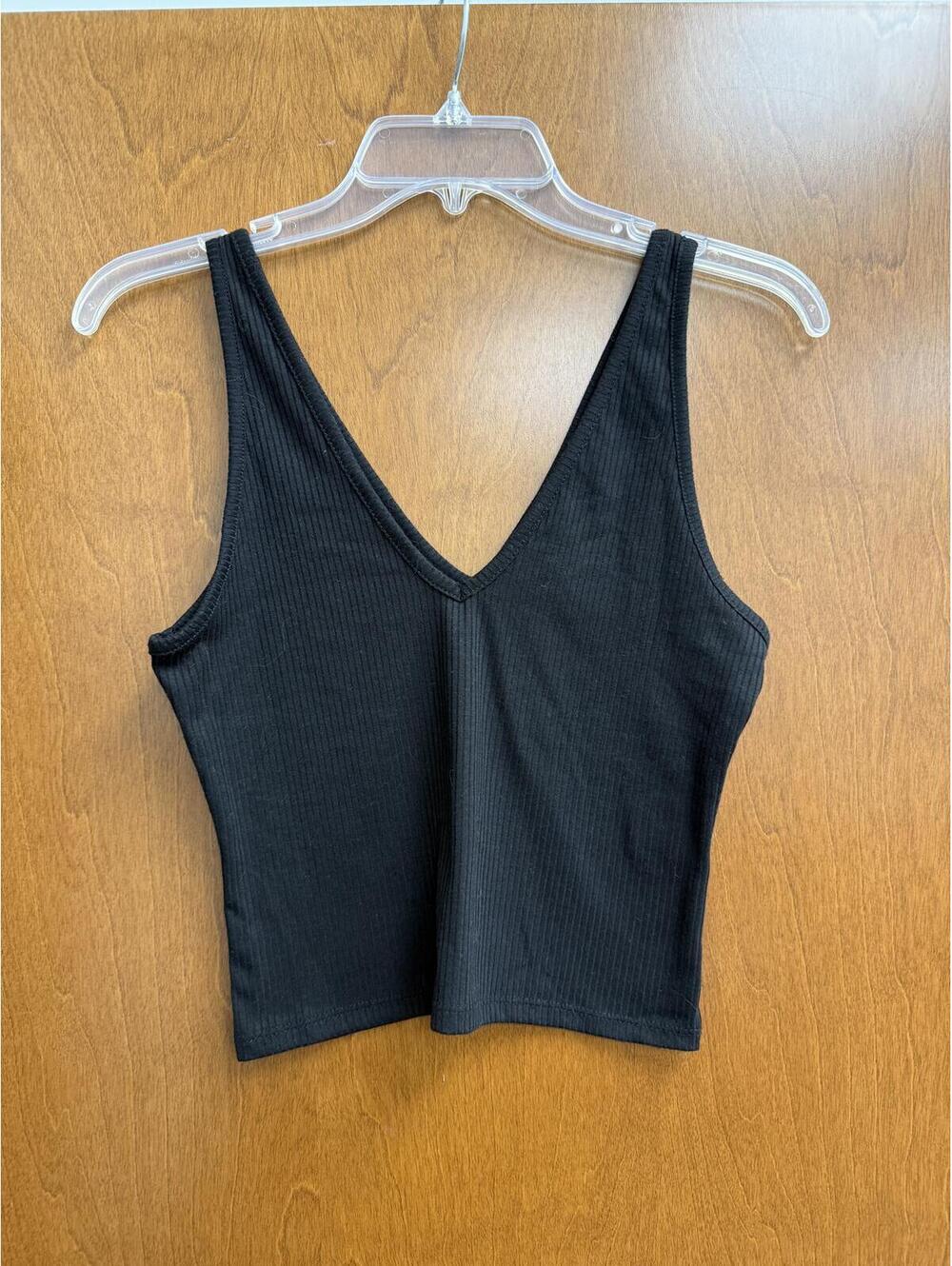 Abound Black Ribbed V-Neck Crop Tank Top Size S